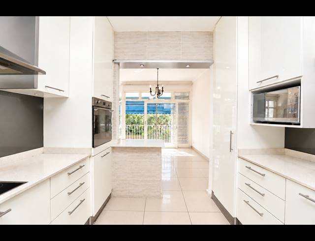 4 BEDROOM APARTMENT FOR SALE IN MUSGRAVE